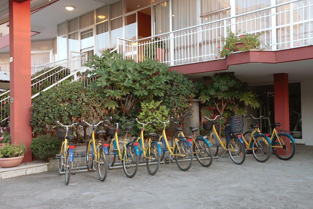 Gallia Club Hotel Cesenatico Exterior foto